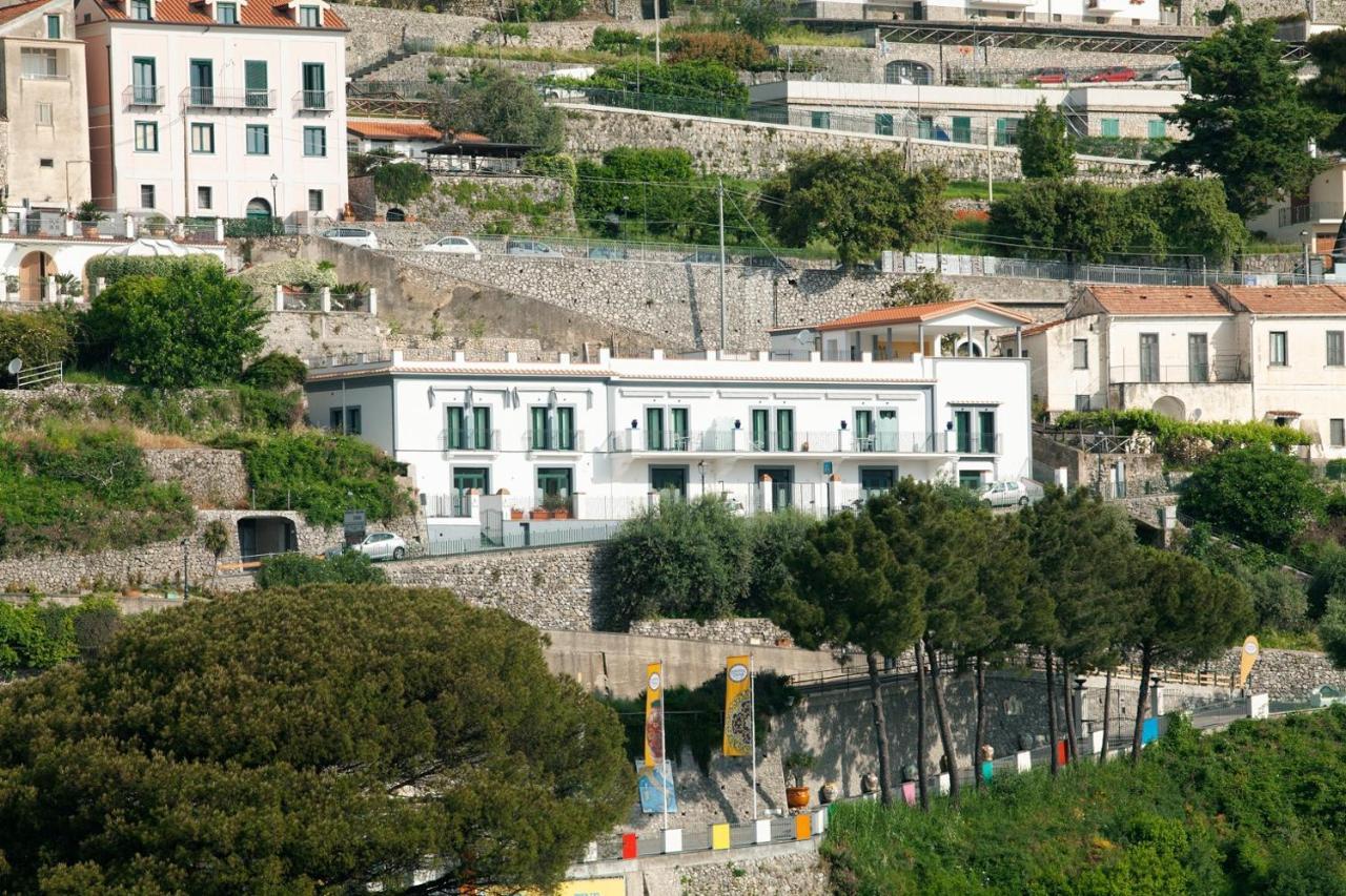 Suites In The Amalfi Coast - Guesthouse With Terrace Near Amalfi - Breathtaking View Of Ravello Scala Exterior photo
